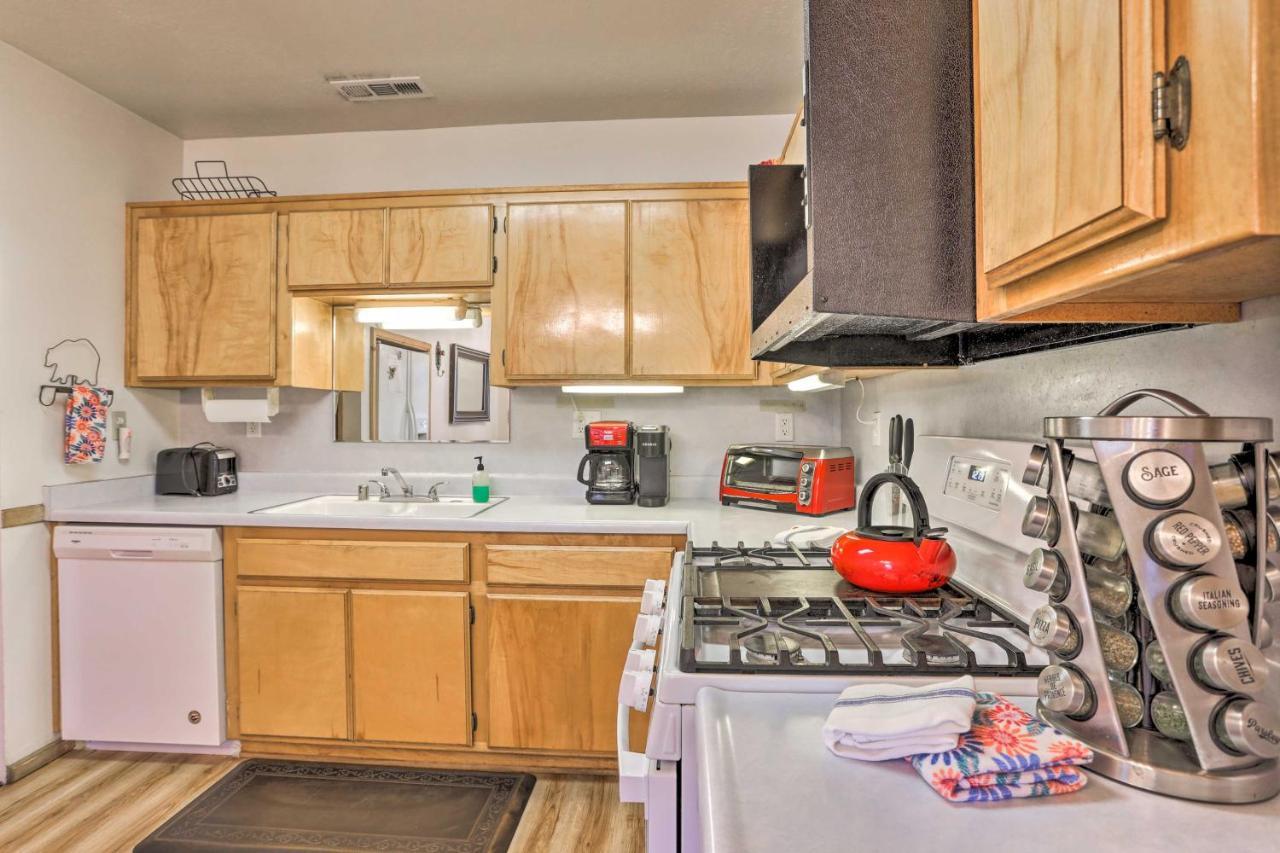 Big Bear Cabin With Deck And Hot Tub, Near Resorts! Big Bear Lake Esterno foto