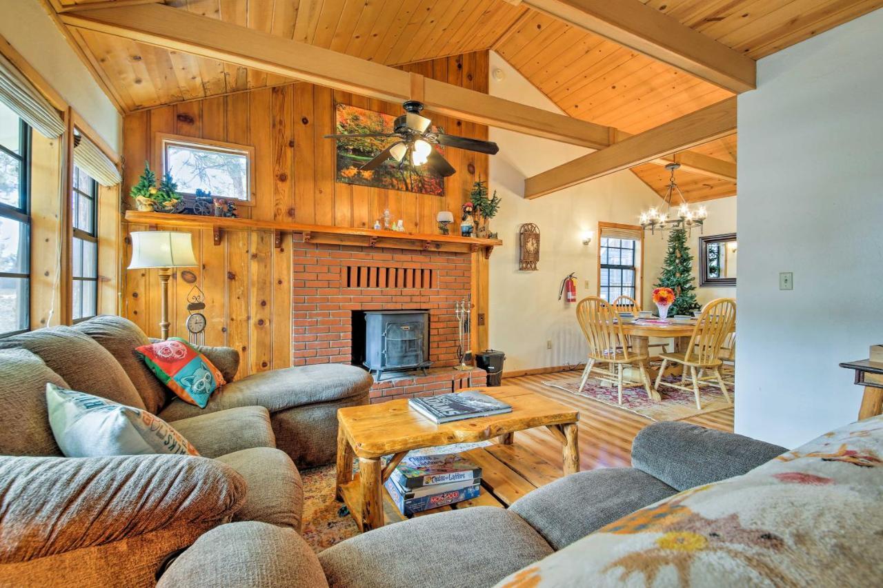 Big Bear Cabin With Deck And Hot Tub, Near Resorts! Big Bear Lake Esterno foto
